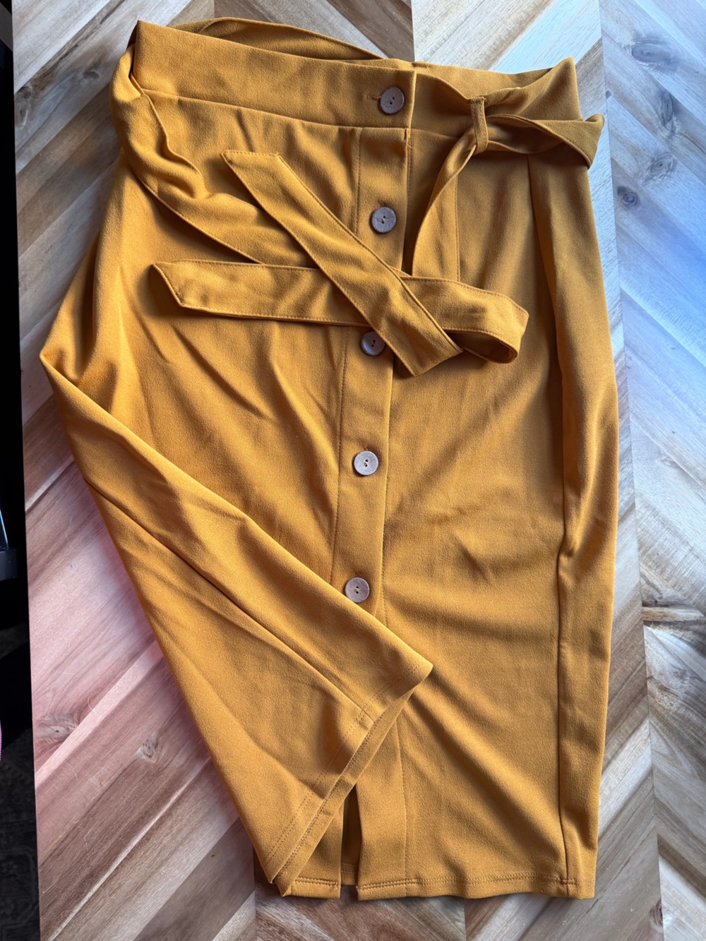 NWT Haute Monde Mustard Button-Front Midi Skirt with Waist Tie